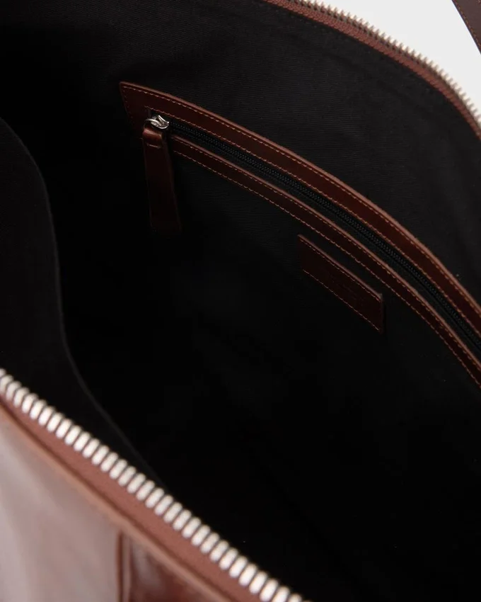 Borsa Thira