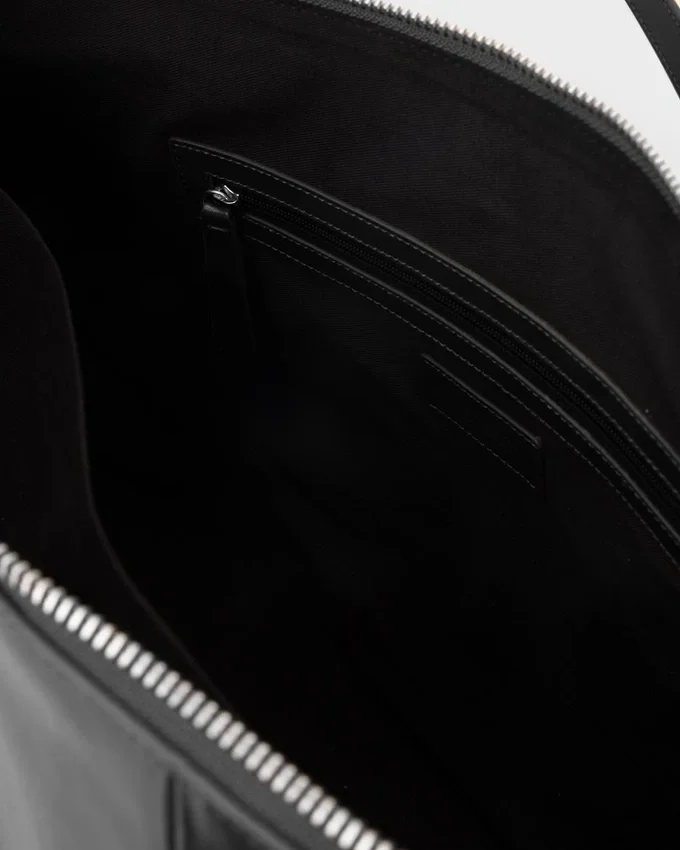 Borsa Thira